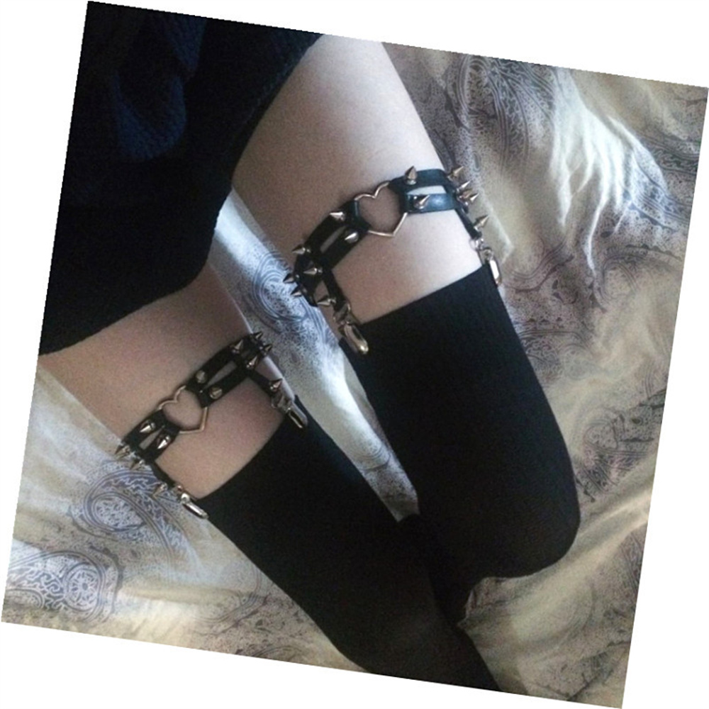 1Pcs Women Punk Goth Heart PU  - Garter Belt Set recension och pris